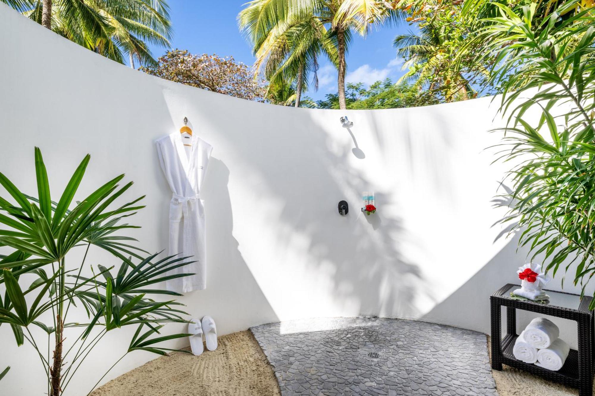 Lomani Island Resort - Adults Only Malololailai Εξωτερικό φωτογραφία